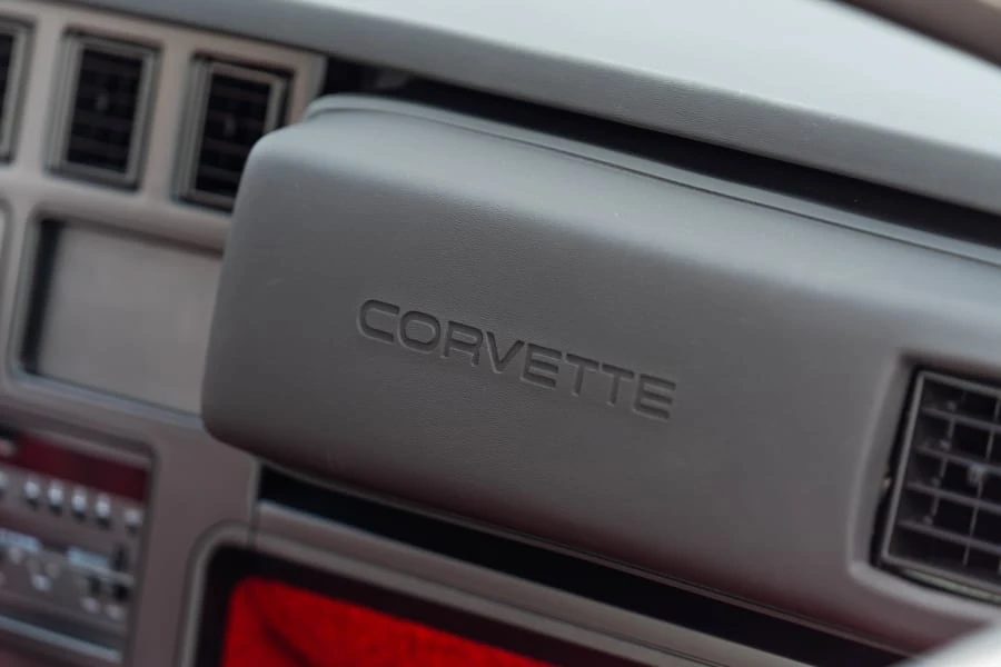 1987 Chevrolet Corvette C4 - Image 17 of 30