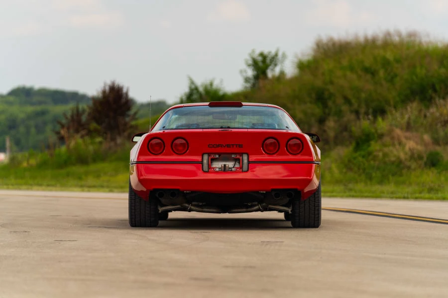 1987 Chevrolet Corvette C4 - Image 5 of 30