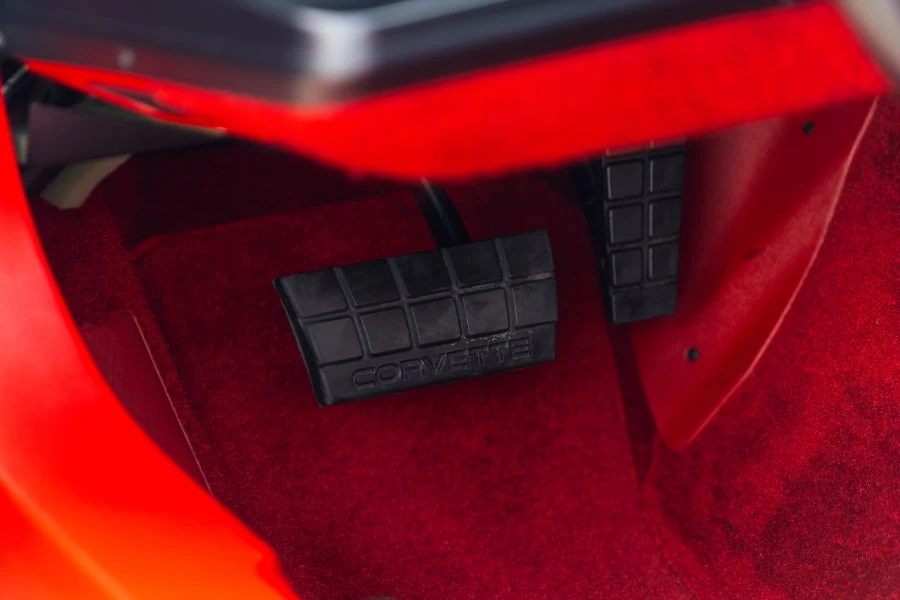 1987 Chevrolet Corvette C4 - Image 19 of 30