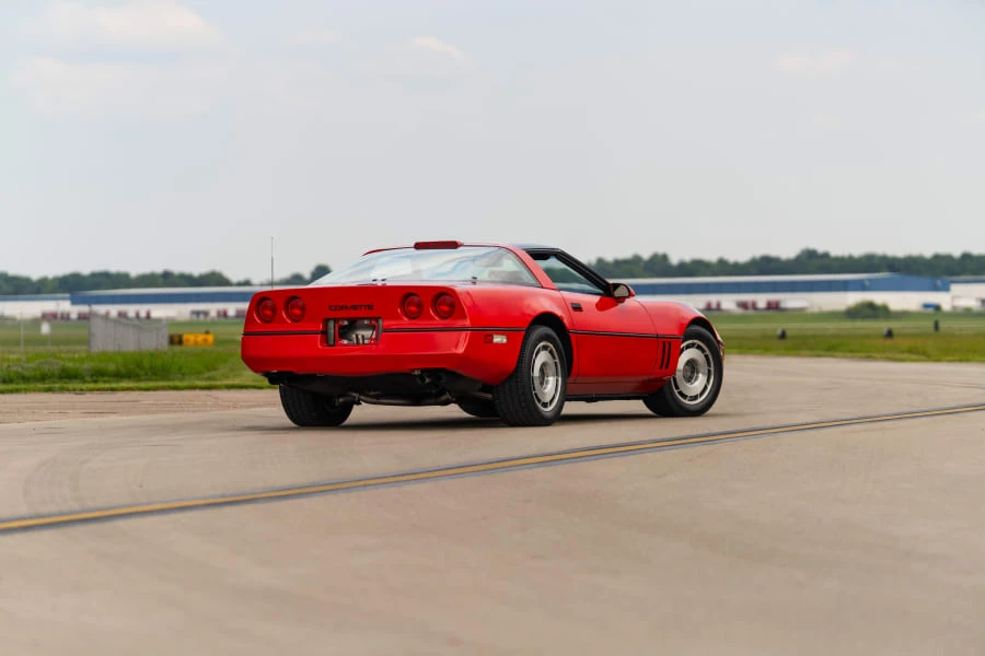1987 Chevrolet Corvette C4 - Image 3 of 30