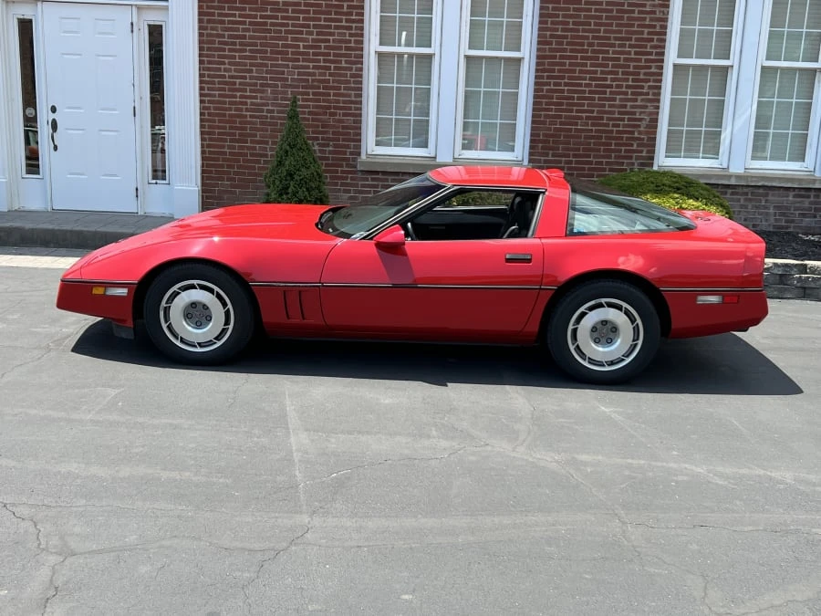 1987 Chevrolet Corvette C4 - Image 2 of 7