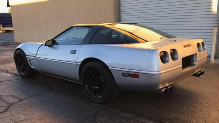 1987 Chevrolet Corvette C4 - Image 3 of 12