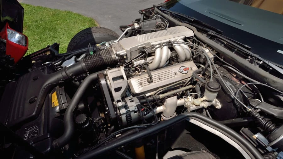 1987 Chevrolet Corvette C4 - Image 6 of 28