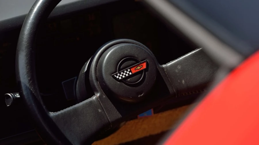 1987 Chevrolet Corvette C4 - Image 18 of 28