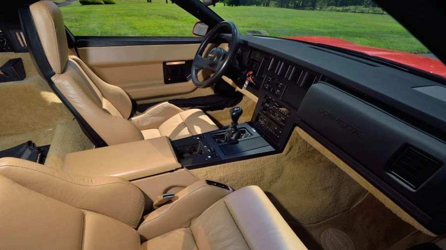 1987 Chevrolet Corvette C4 - Image 26 of 28