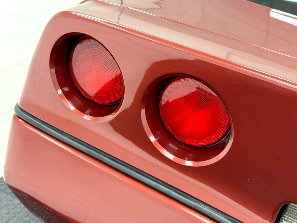 1987 Chevrolet Corvette C4 - Image 16 of 21