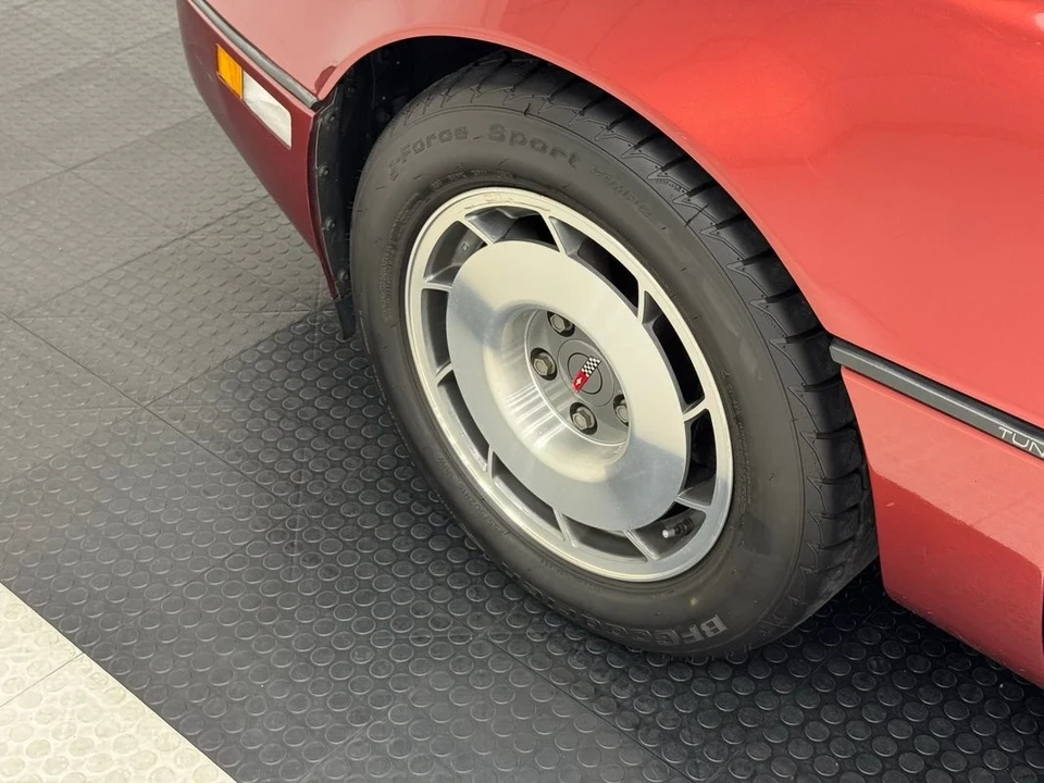 1987 Chevrolet Corvette C4 - Image 10 of 12