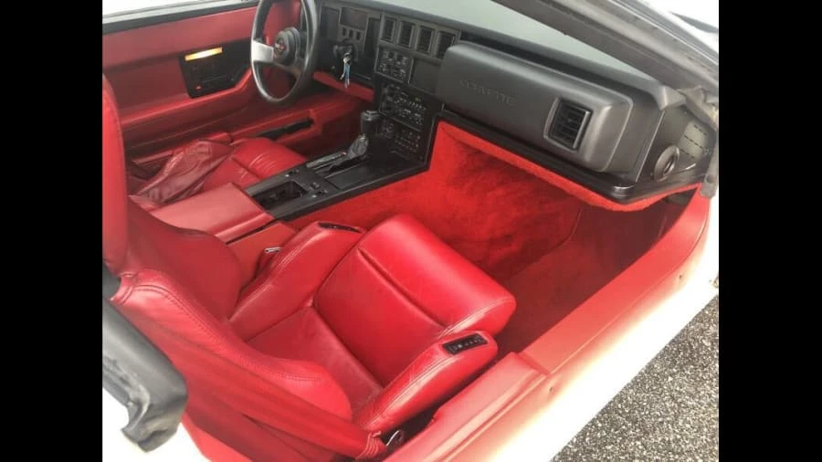 1987 Chevrolet Corvette C4 - Image 3 of 12