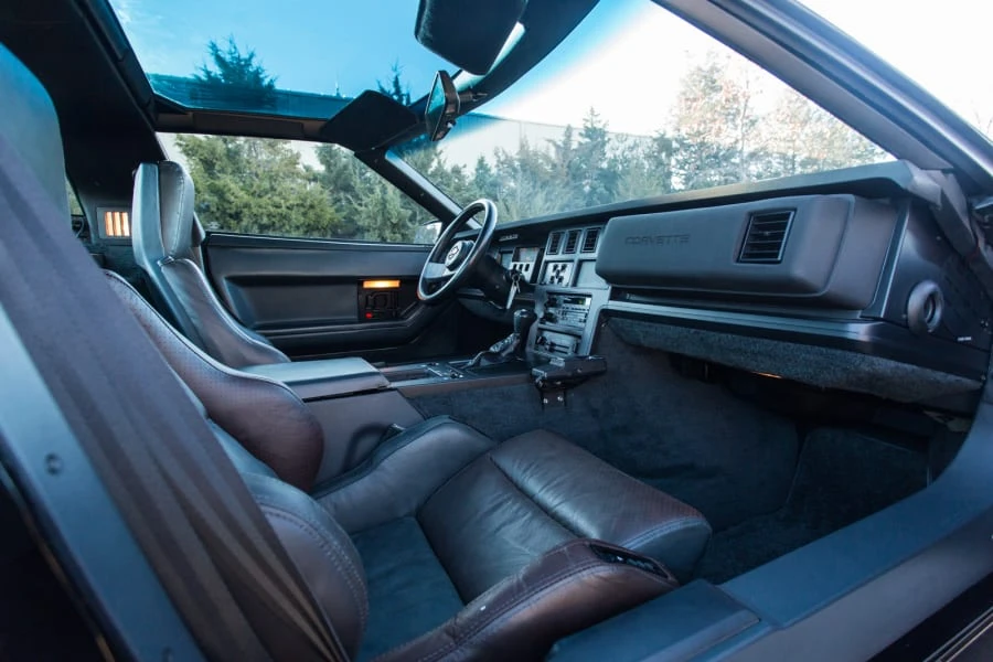 1987 Chevrolet Corvette C4 - Image 5 of 12
