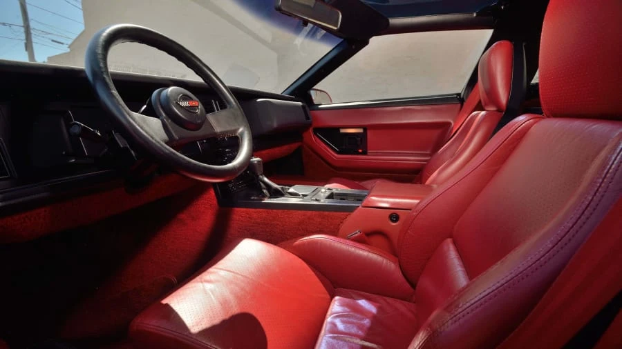 1987 Chevrolet Corvette C4 - Image 22 of 29