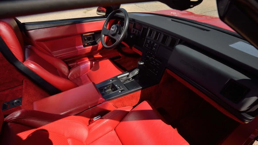 1987 Chevrolet Corvette C4 - Image 26 of 29
