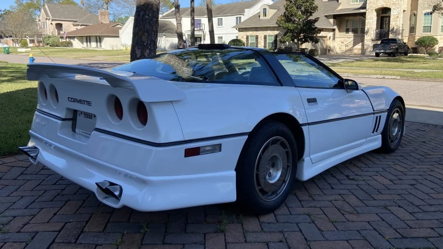 1987 Chevrolet Corvette C4 - Image 2 of 10