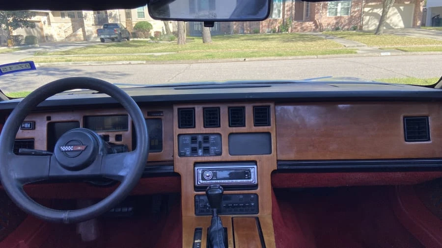 1987 Chevrolet Corvette C4 - Image 3 of 10