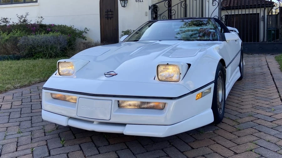 1987 Chevrolet Corvette C4 - Image 9 of 10