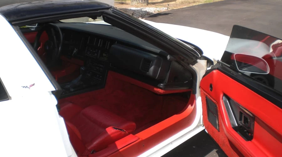 1987 Chevrolet Corvette C4 - Image 3 of 4