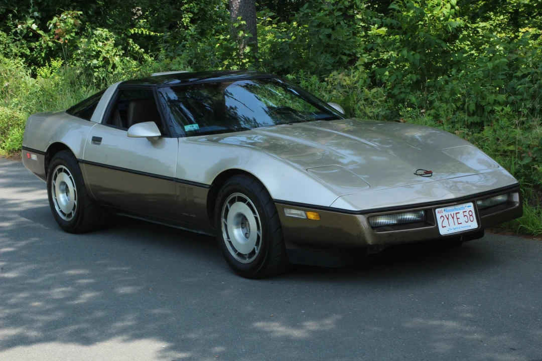 1987 Chevrolet Corvette C4 - Image 12 of 31