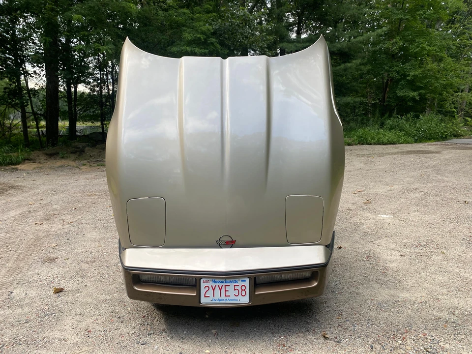 1987 Chevrolet Corvette C4 - Image 15 of 31