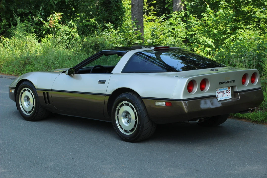 1987 Chevrolet Corvette C4 - Image 7 of 31