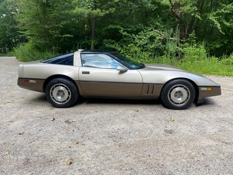 1987 Chevrolet Corvette C4 - Image 10 of 31