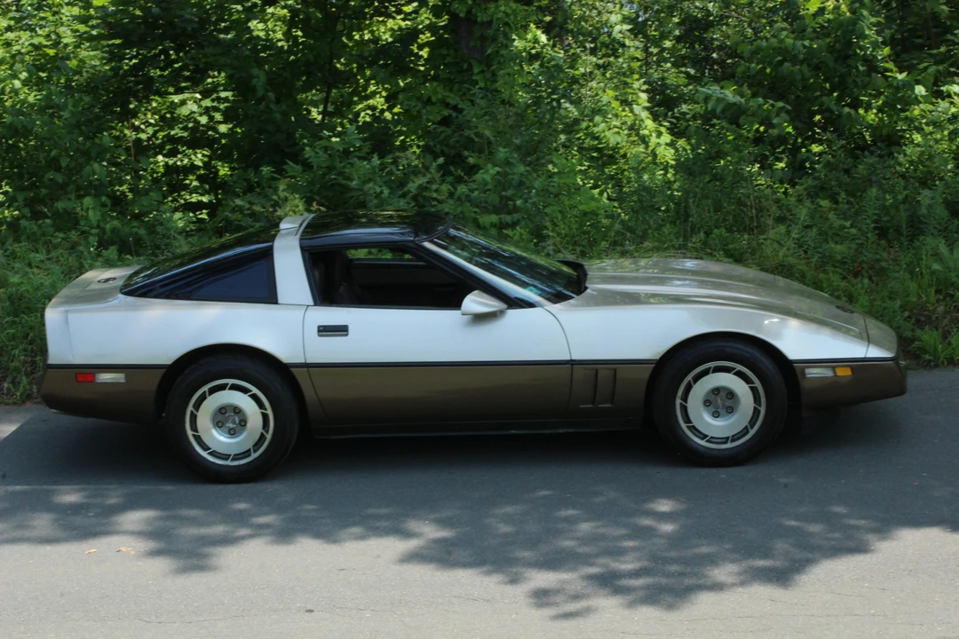 1987 Chevrolet Corvette C4 - Image 11 of 31