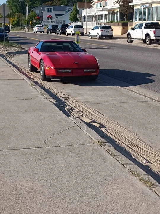 1987 Chevrolet Corvette C4 - Image 7 of 12