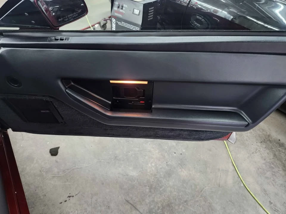 1987 Chevrolet Corvette C4 - Image 12 of 15
