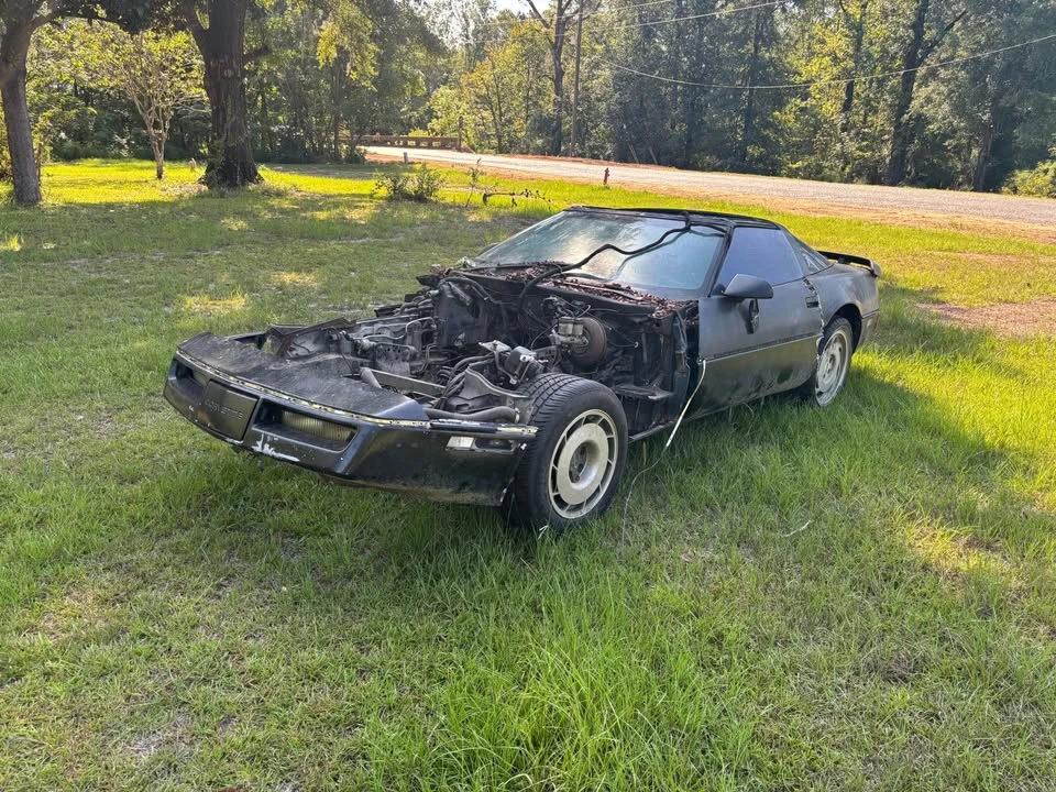 1987 Chevrolet Corvette C4 - Image 15 of 20