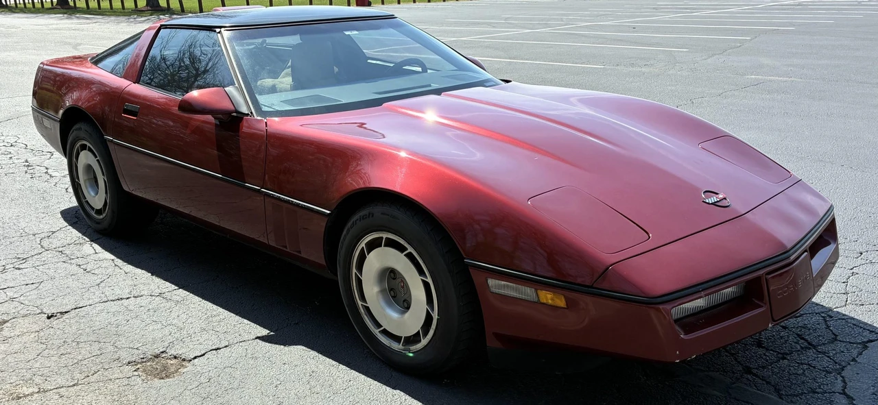1987 Chevrolet Corvette C4 - Image 20 of 31