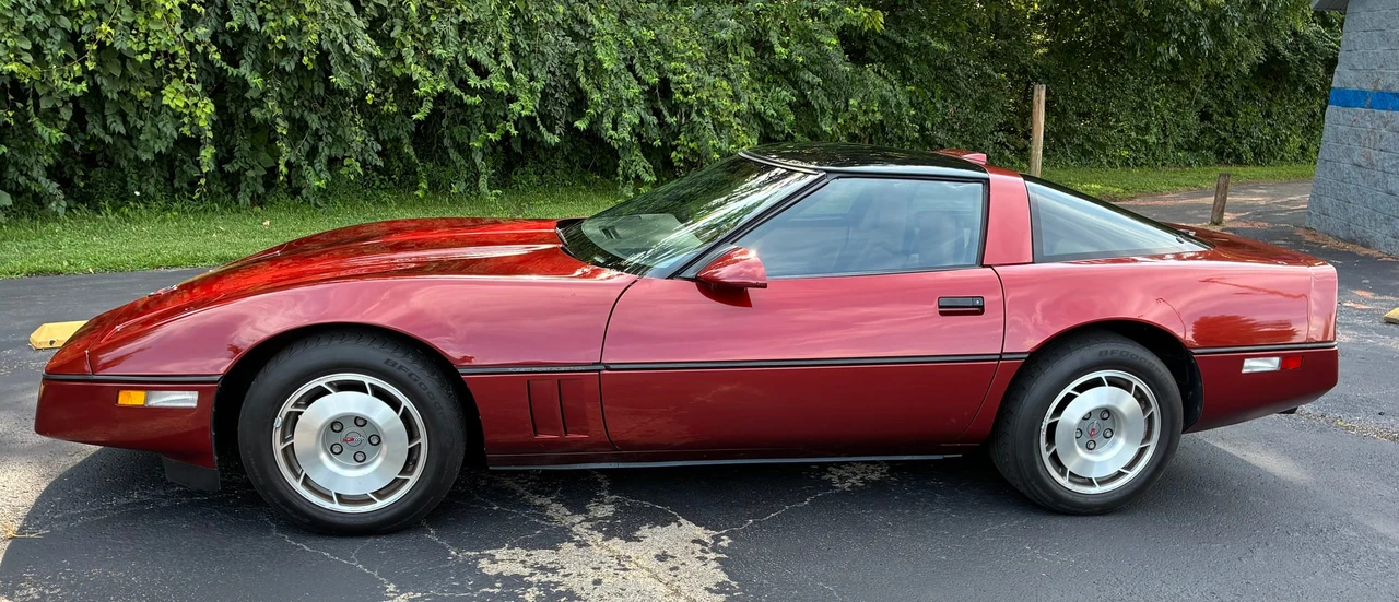 1987 Chevrolet Corvette C4 - Image 7 of 31
