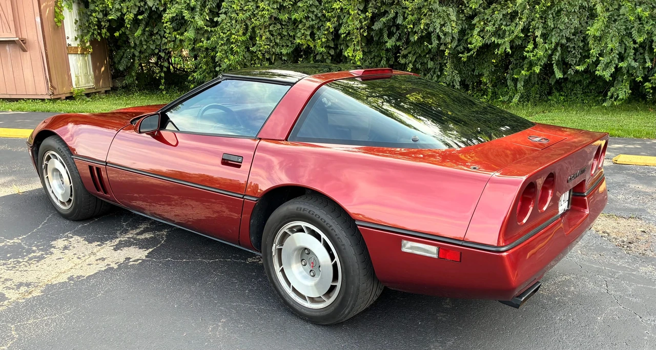 1987 Chevrolet Corvette C4 - Image 10 of 31
