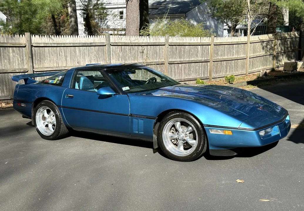 1987 Chevrolet Corvette C4 - Image 2 of 31