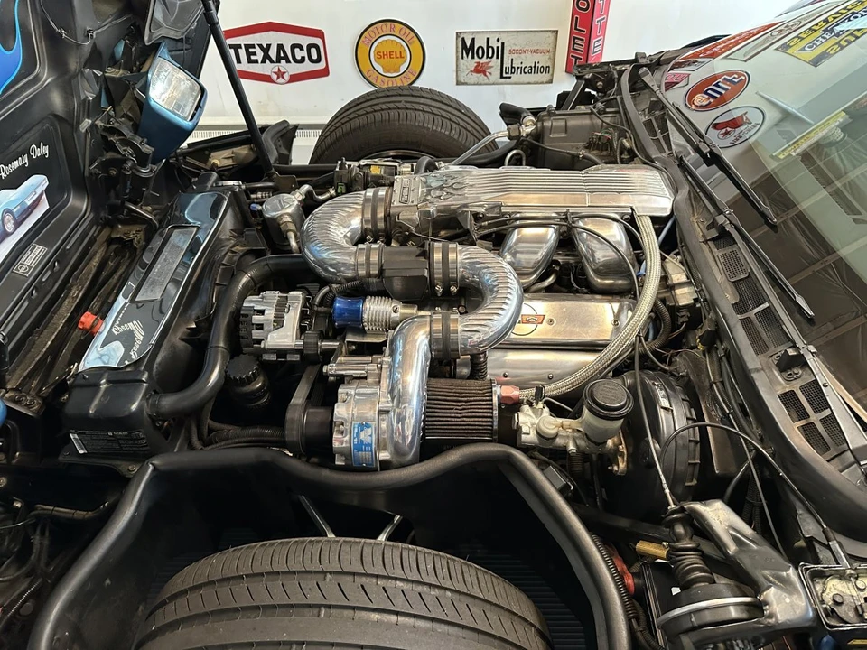 1987 Chevrolet Corvette C4 - Image 15 of 31