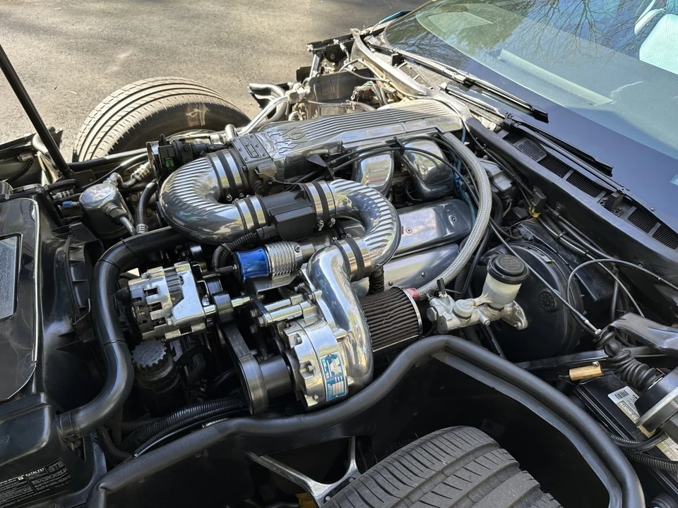 1987 Chevrolet Corvette C4 - Image 18 of 31