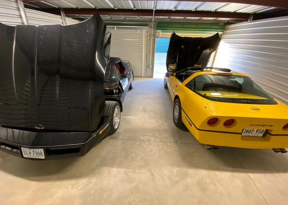 1987 Chevrolet Corvette C4 - Image 2 of 15