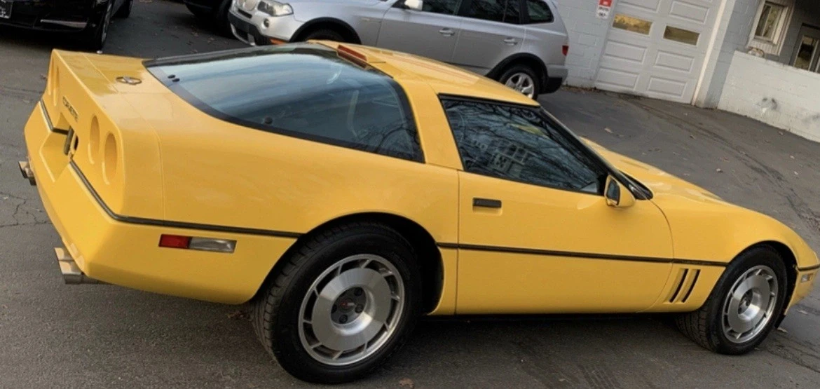 1987 Chevrolet Corvette C4 - Image 6 of 15
