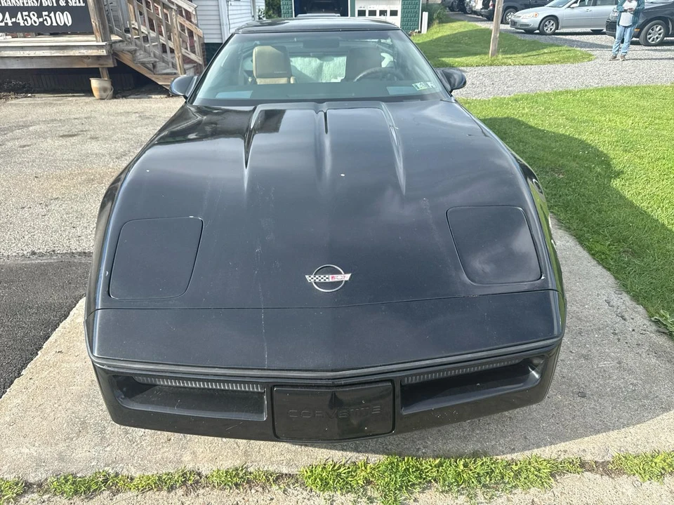 1987 Chevrolet Corvette C4 - Image 8 of 31