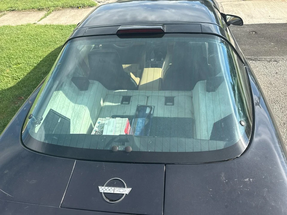 1987 Chevrolet Corvette C4 - Image 16 of 31