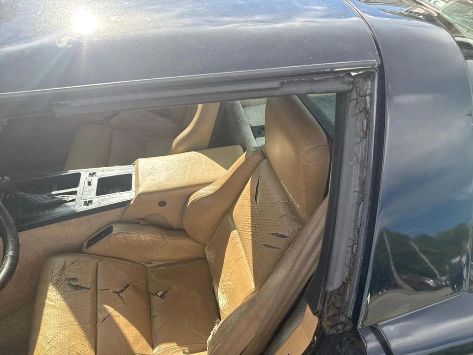 1987 Chevrolet Corvette C4 - Image 26 of 31