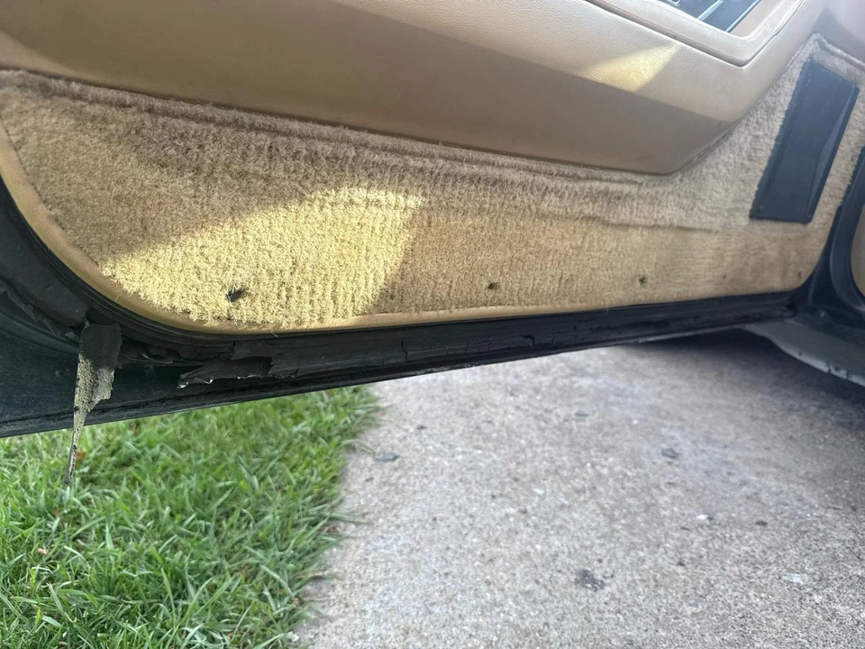 1987 Chevrolet Corvette C4 - Image 30 of 31
