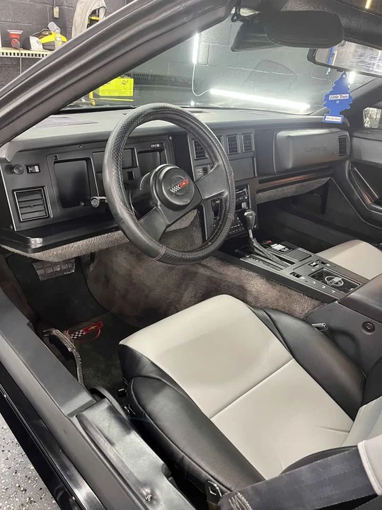1987 Chevrolet Corvette C4 - Image 10 of 10