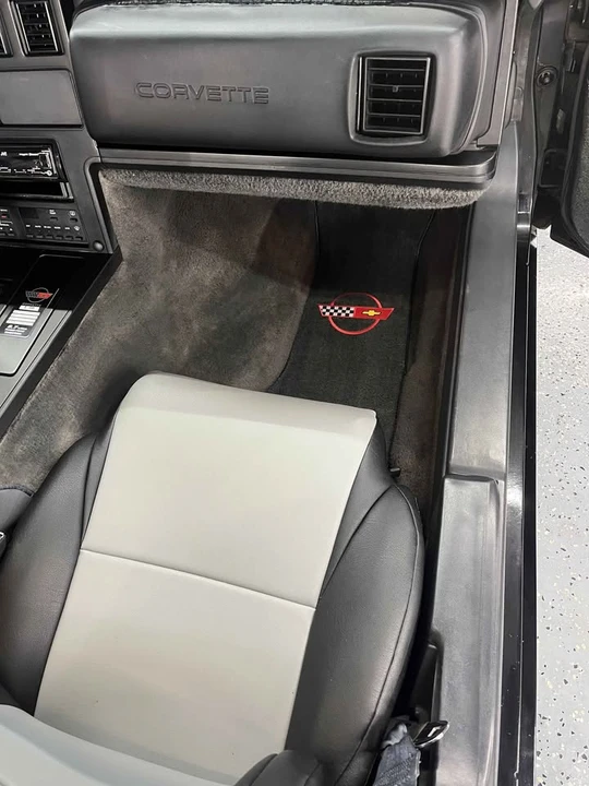 1987 Chevrolet Corvette C4 - Image 7 of 10