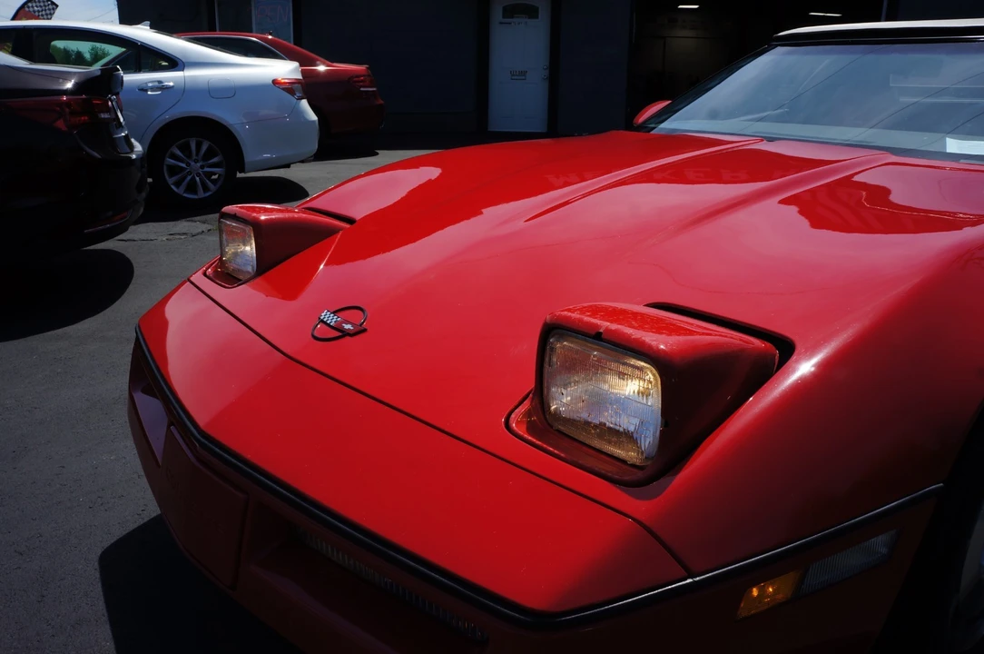 1987 Chevrolet Corvette C4 - Image 20 of 24