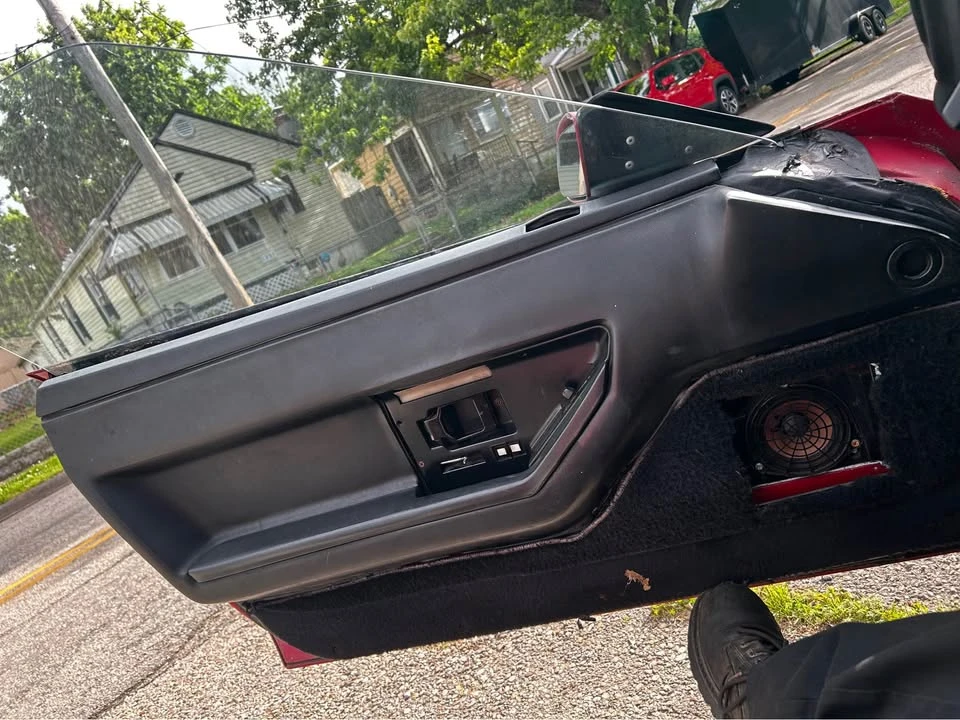 1987 Chevrolet Corvette C4 - Image 2 of 12