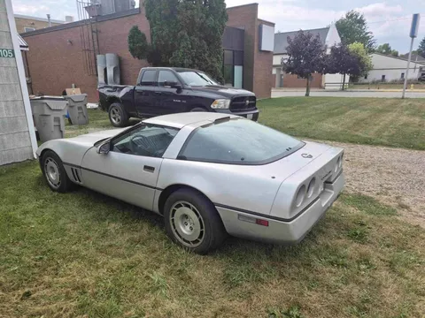 1987 Chevrolet Corvette C4 - Image 2 of 6