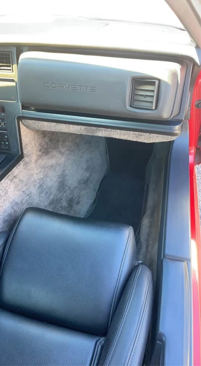 1987 Chevrolet Corvette C4 - Image 16 of 16
