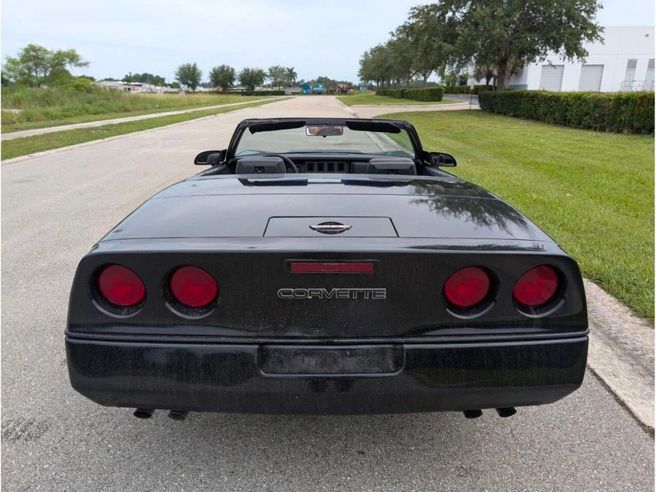 1987 Chevrolet Corvette C4 - Image 6 of 20