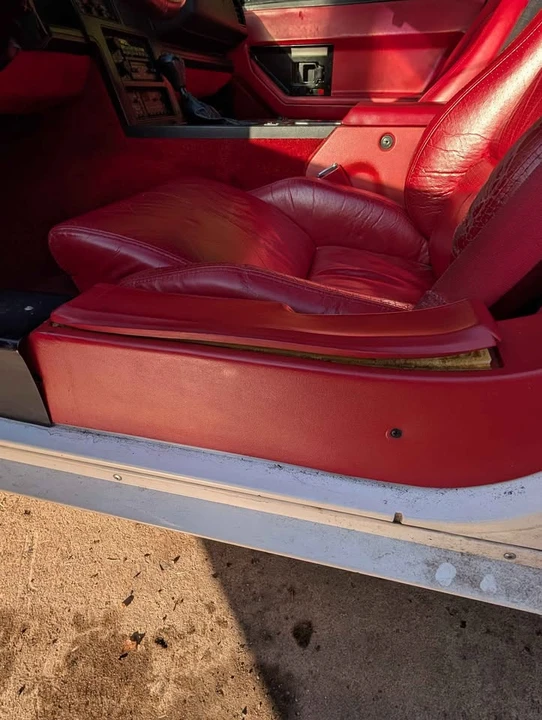 1987 Chevrolet Corvette C4 - Image 9 of 14
