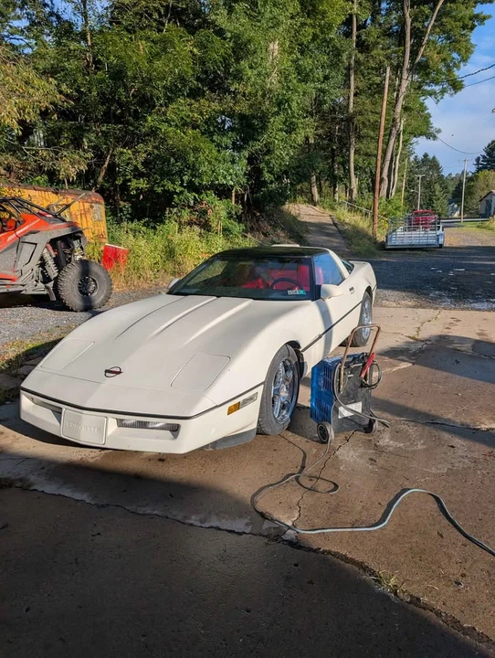 1987 Chevrolet Corvette C4 - Image 4 of 14