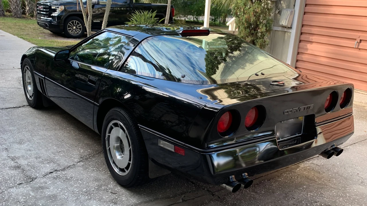 1987 Chevrolet Corvette C4 - Image 3 of 8