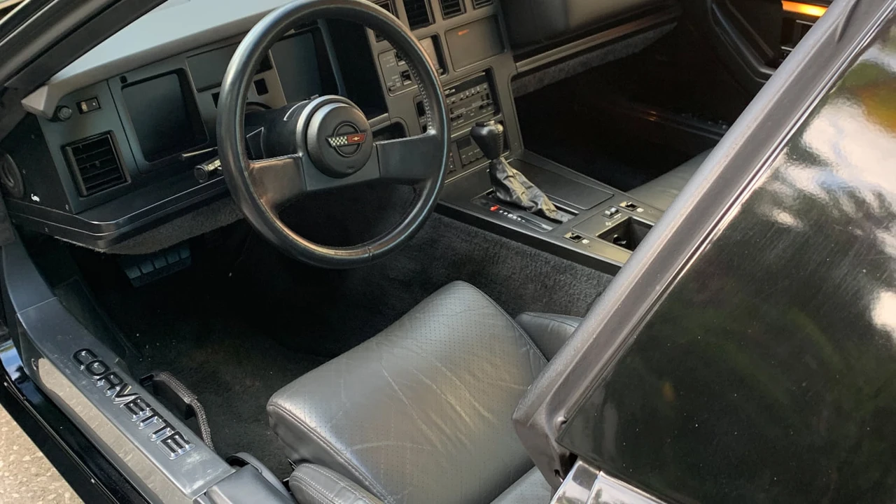 1987 Chevrolet Corvette C4 - Image 5 of 8